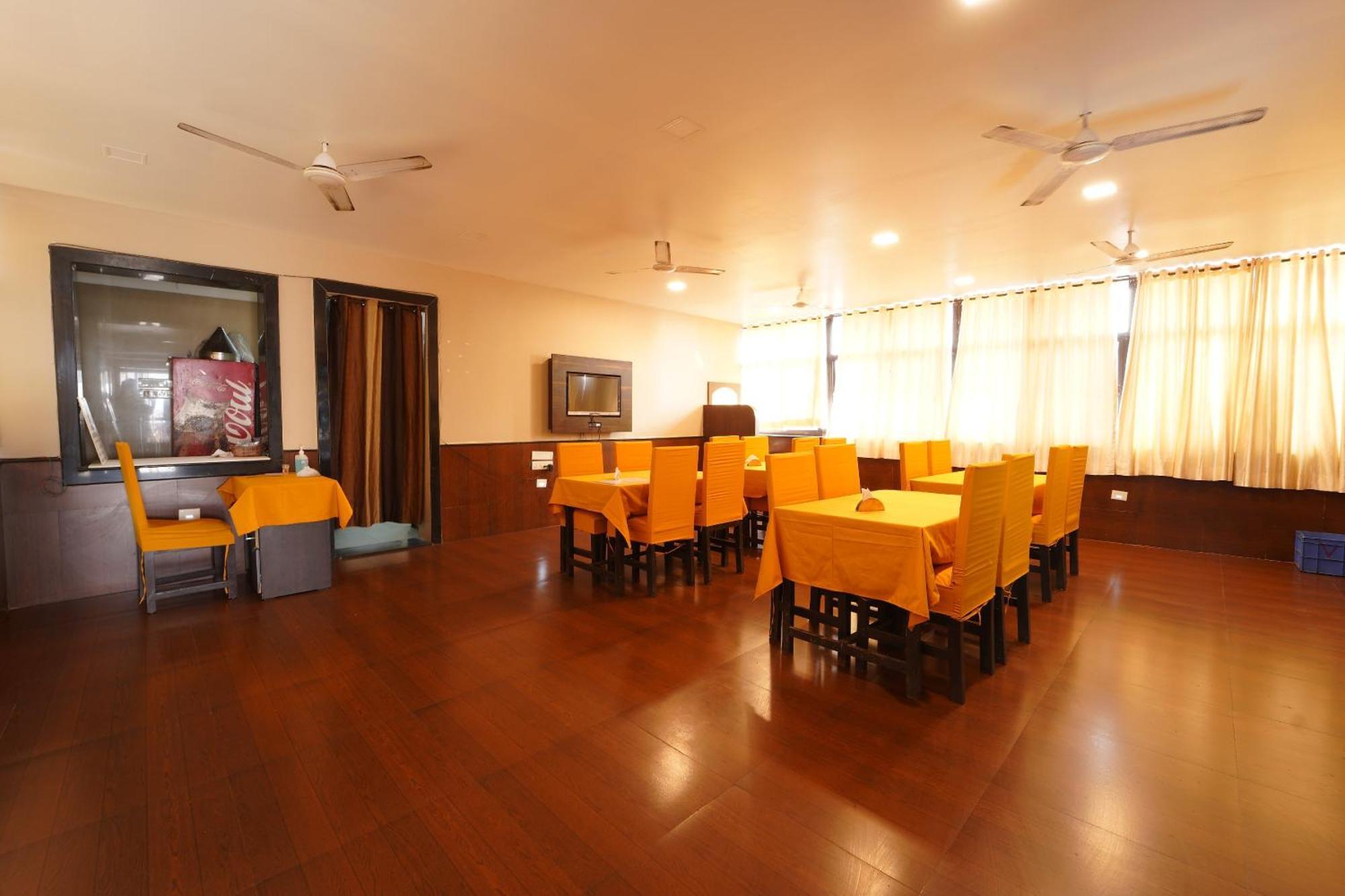 Fabhotel Ocean View Apartment - Nr Dabolim Airport Vieux-Goa Extérieur photo